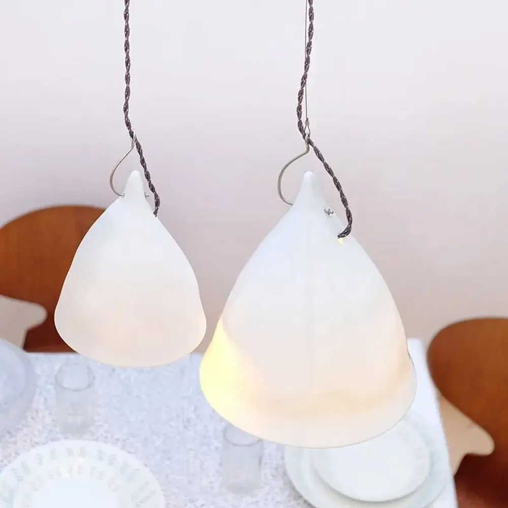 Hanging lights - LARGE CORNETTE IN SUSPENSION - TSÉ & TSÉ