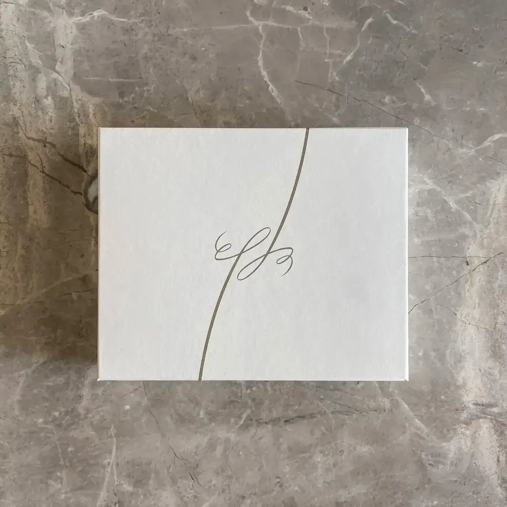 Pièces uniques - Bouncing Flames Toile en soie | 60x73 cm - ELCIELA