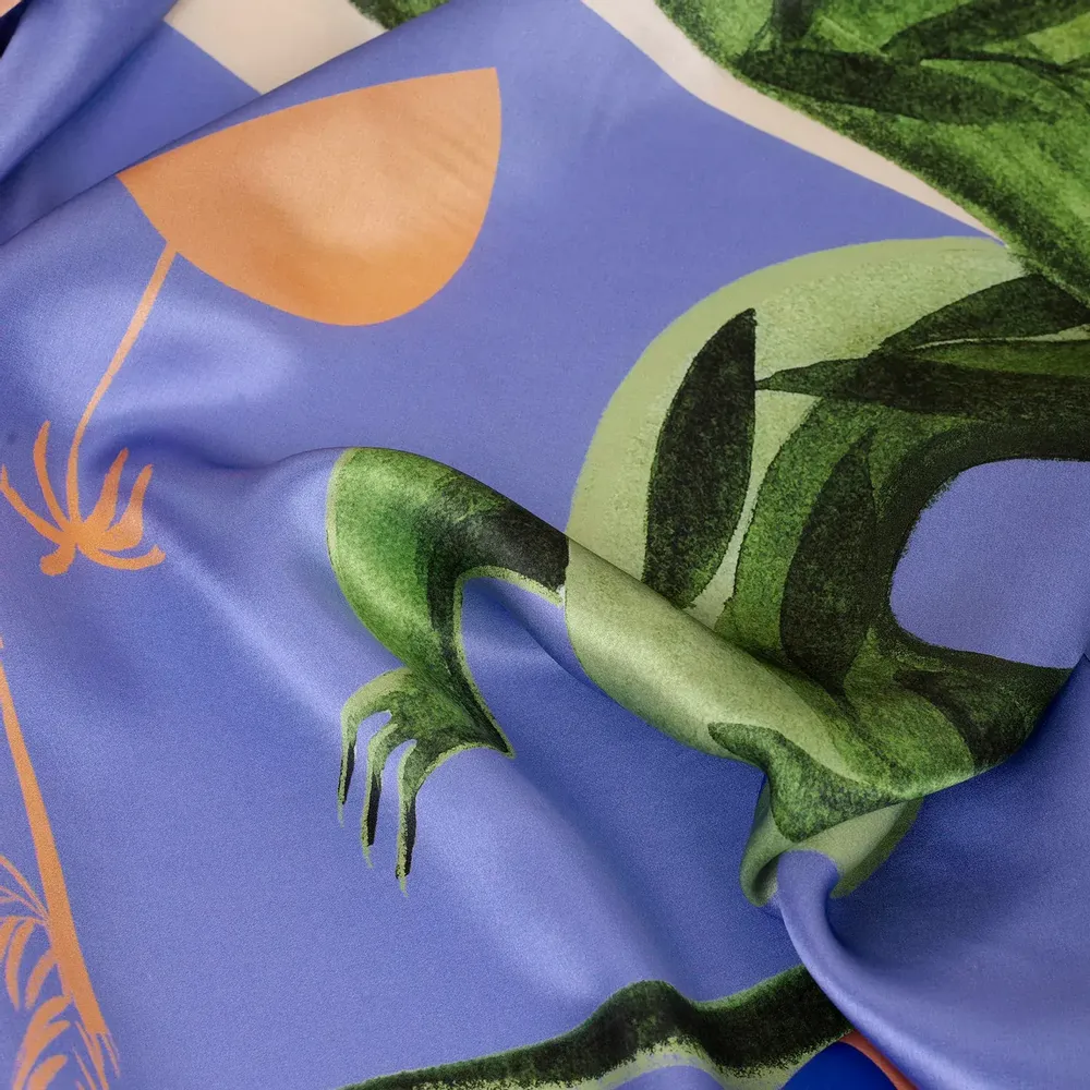 Foulards et écharpes - Crocodile go to sleep Silk Scarf | 90x90 cm - ELCIELA