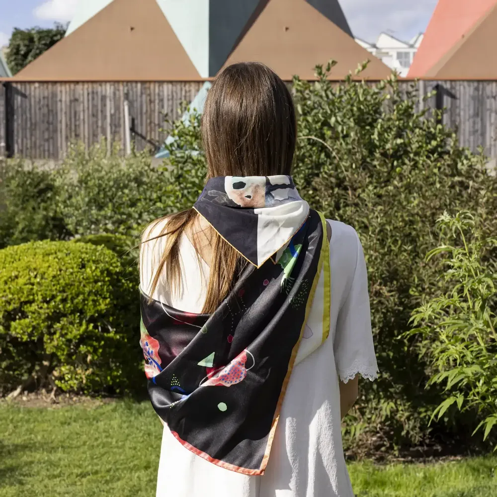 Foulards et écharpes - A day under the sea Silk Scarf | 90x90 cm - ELCIELA