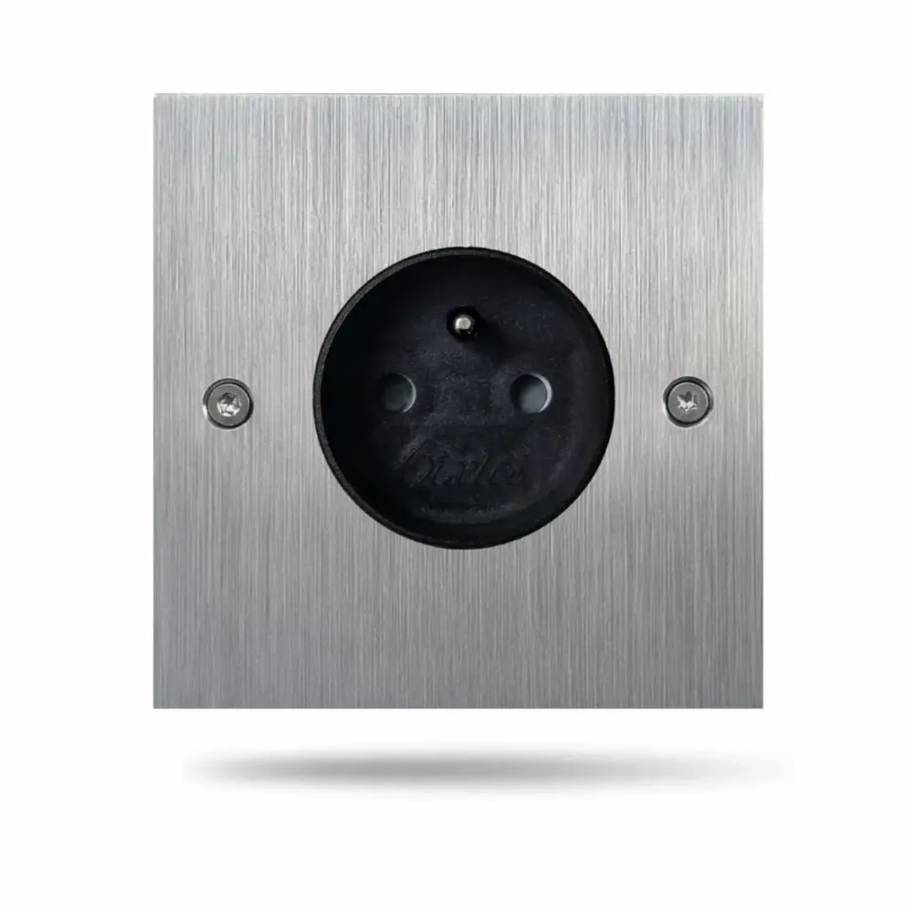 Objets de décoration - Initial - Inox Brossé 1 prise de courant noir 80x80 - 6IXTES