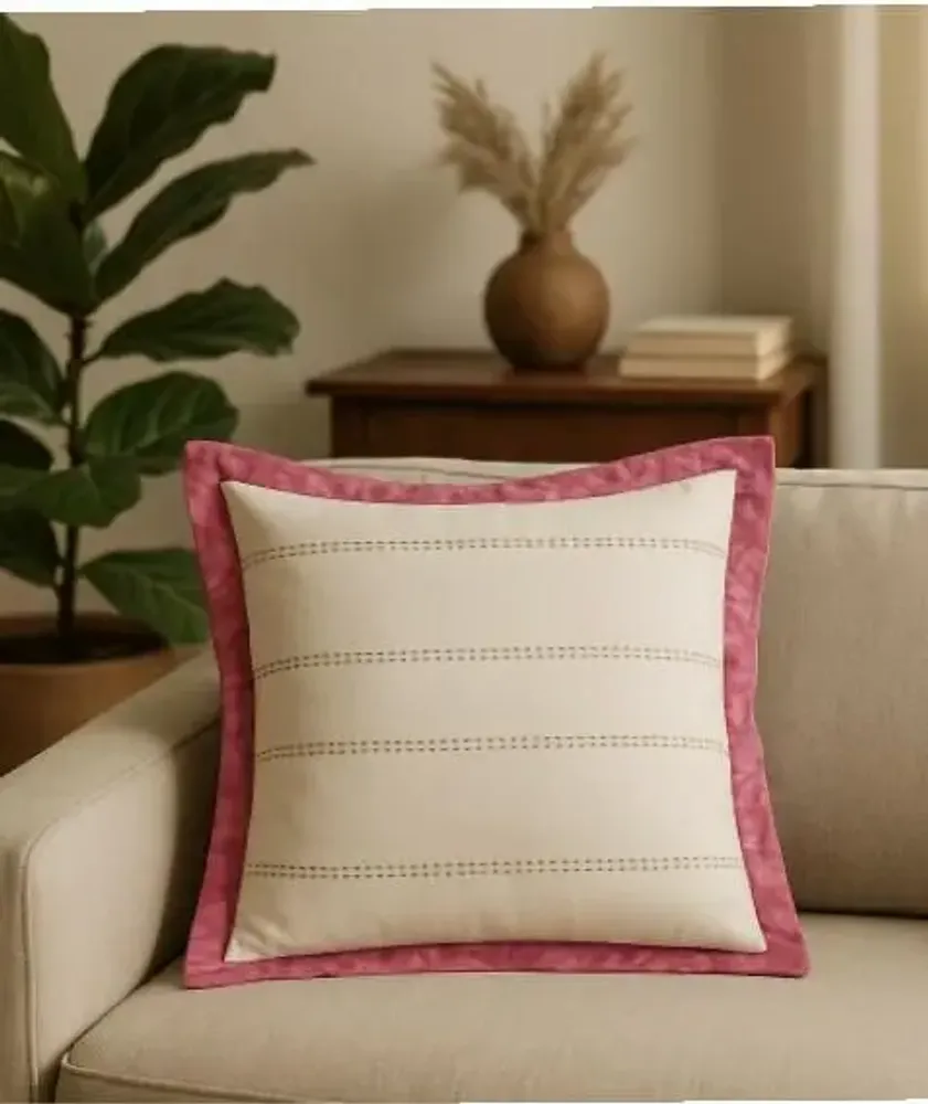 Homewear - Cotton cushion cover with recycled saree border 45×45 cm - I WAS A SARI