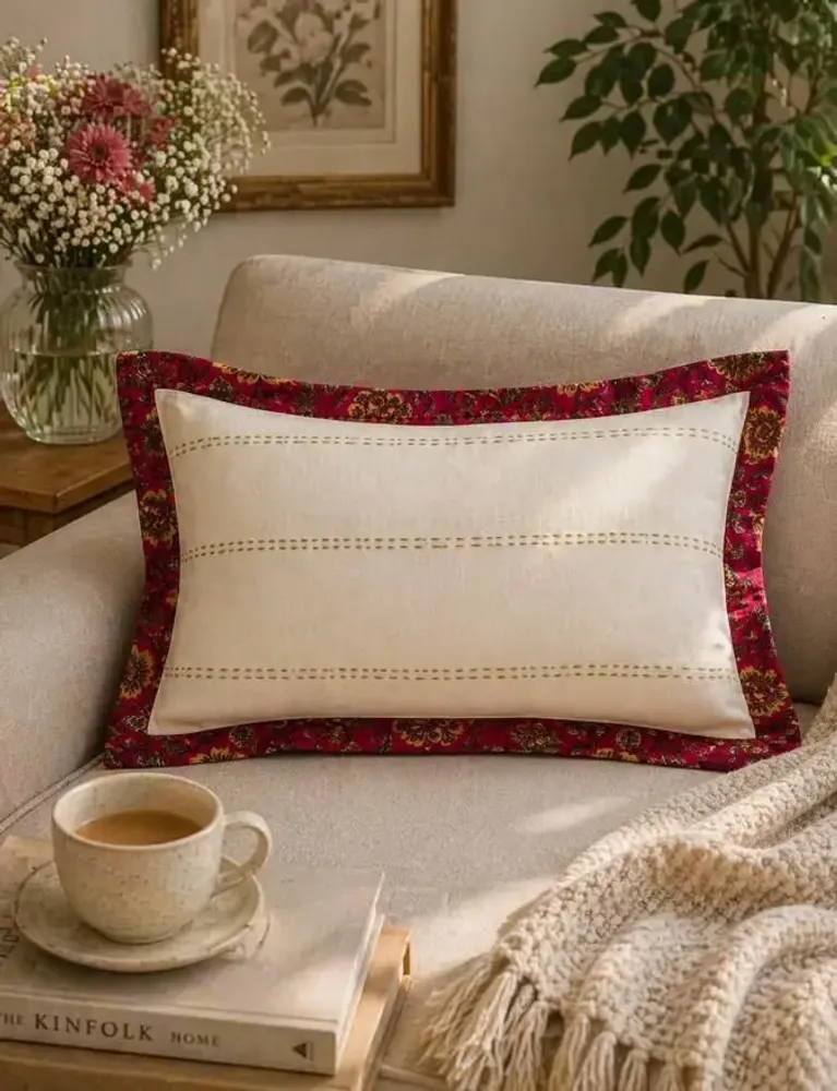 Homewear - Handcrafted upcycled sari edging lumbar cotton cushion cover 30×50 cm - I WAS A SARI