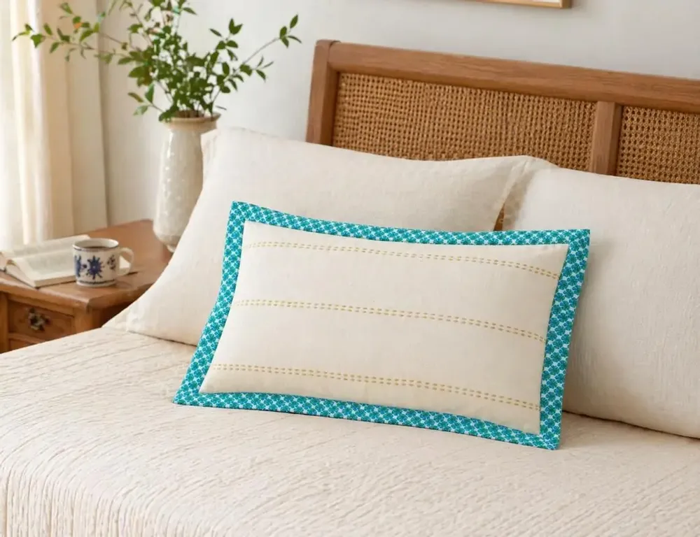 Homewear - Handcrafted upcycled sari edging lumbar cotton cushion cover 30×50 cm - I WAS A SARI