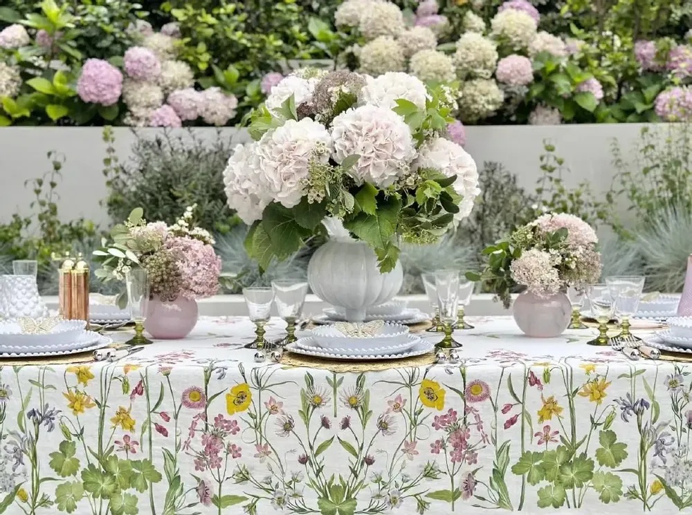 Linge de table textile - Notre nappe et nos serviettes de table en lin pour le mois de juin - SUMMERILL AND BISHOP