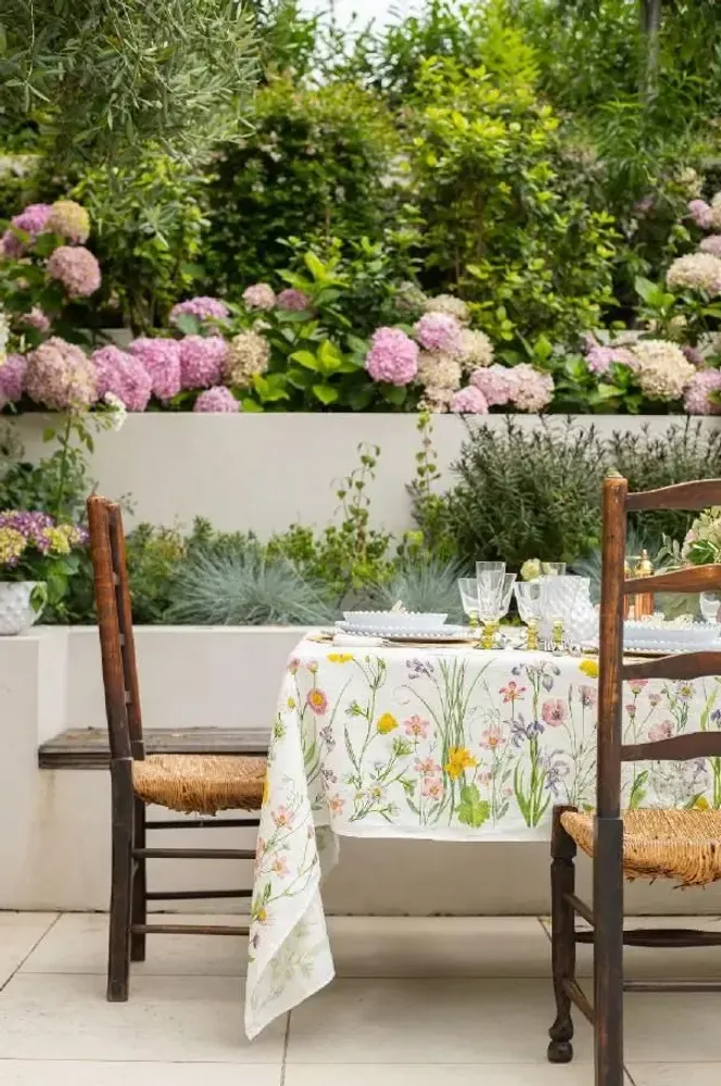 Linge de table textile - Notre nappe et nos serviettes de table en lin pour le mois de juin - SUMMERILL AND BISHOP