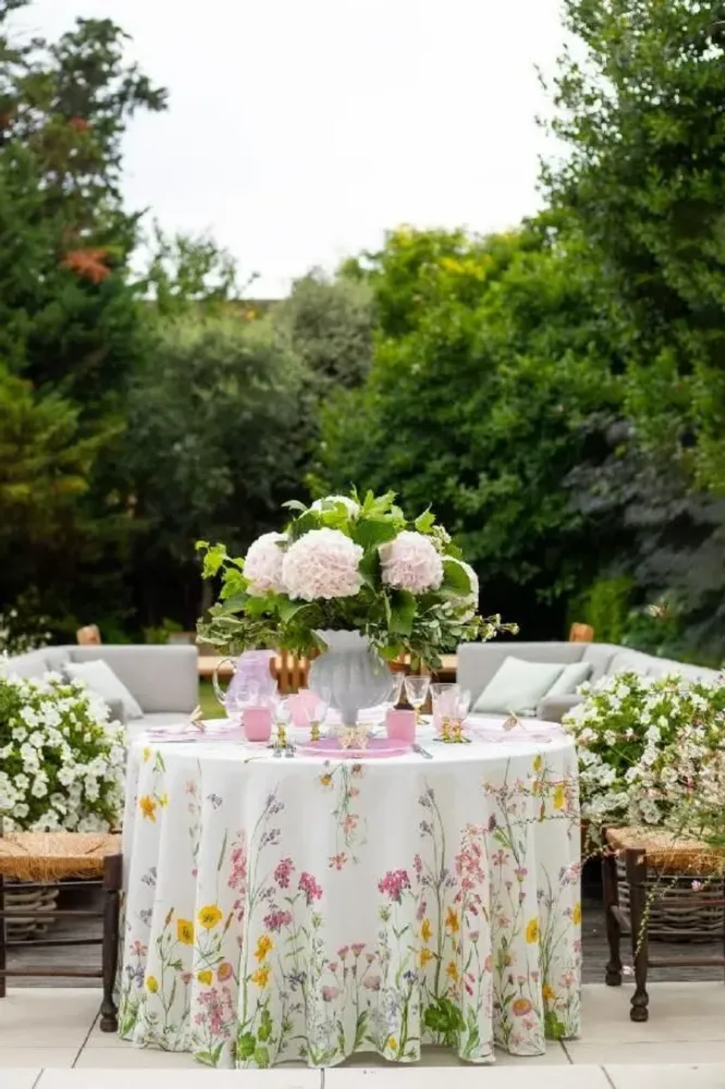 Linge de table textile - Notre nappe et nos serviettes de table en lin pour le mois de juin - SUMMERILL AND BISHOP