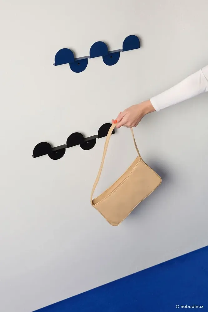 Etagères - Porte-manteaux en acier laqué - NOBODINOZ