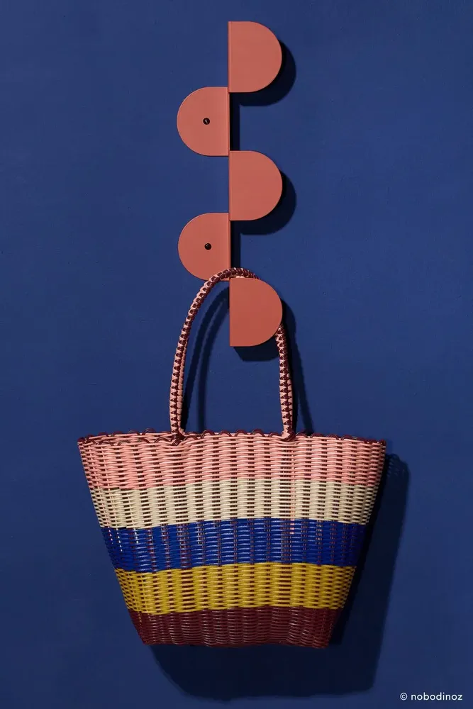 Etagères - Porte-manteaux en acier laqué - NOBODINOZ