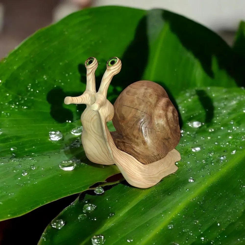 Pièces uniques - Escargot en bois massif - Epicéa - BOIS DE LION