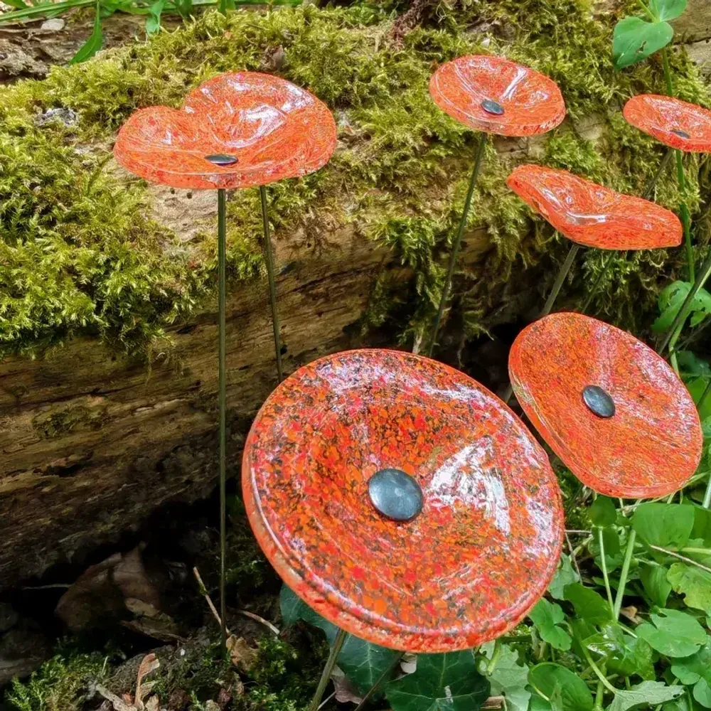 Floral decoration - Round small glass flower for outdoor use in transparent, orange, red colour with 43 cm stainless steel stem - CARNEOL GLASS