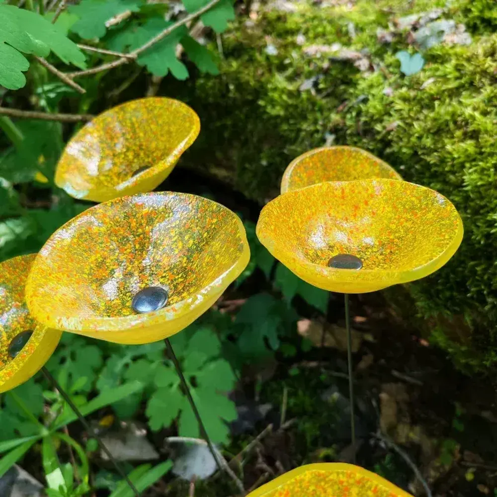Décorations florales - Fleur de calebasse en verre de taille moyenne pour extérieur de couleur transparente, orange, jaune avec tige en acier inoxydable de 43 cm. - CARNEOL GLASS