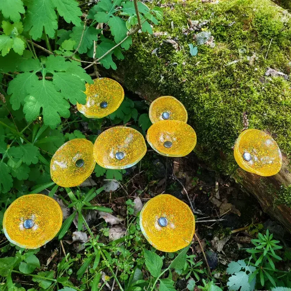 Décorations florales - Fleur de calebasse en verre de taille moyenne pour extérieur de couleur transparente, orange, jaune avec tige en acier inoxydable de 43 cm. - CARNEOL GLASS
