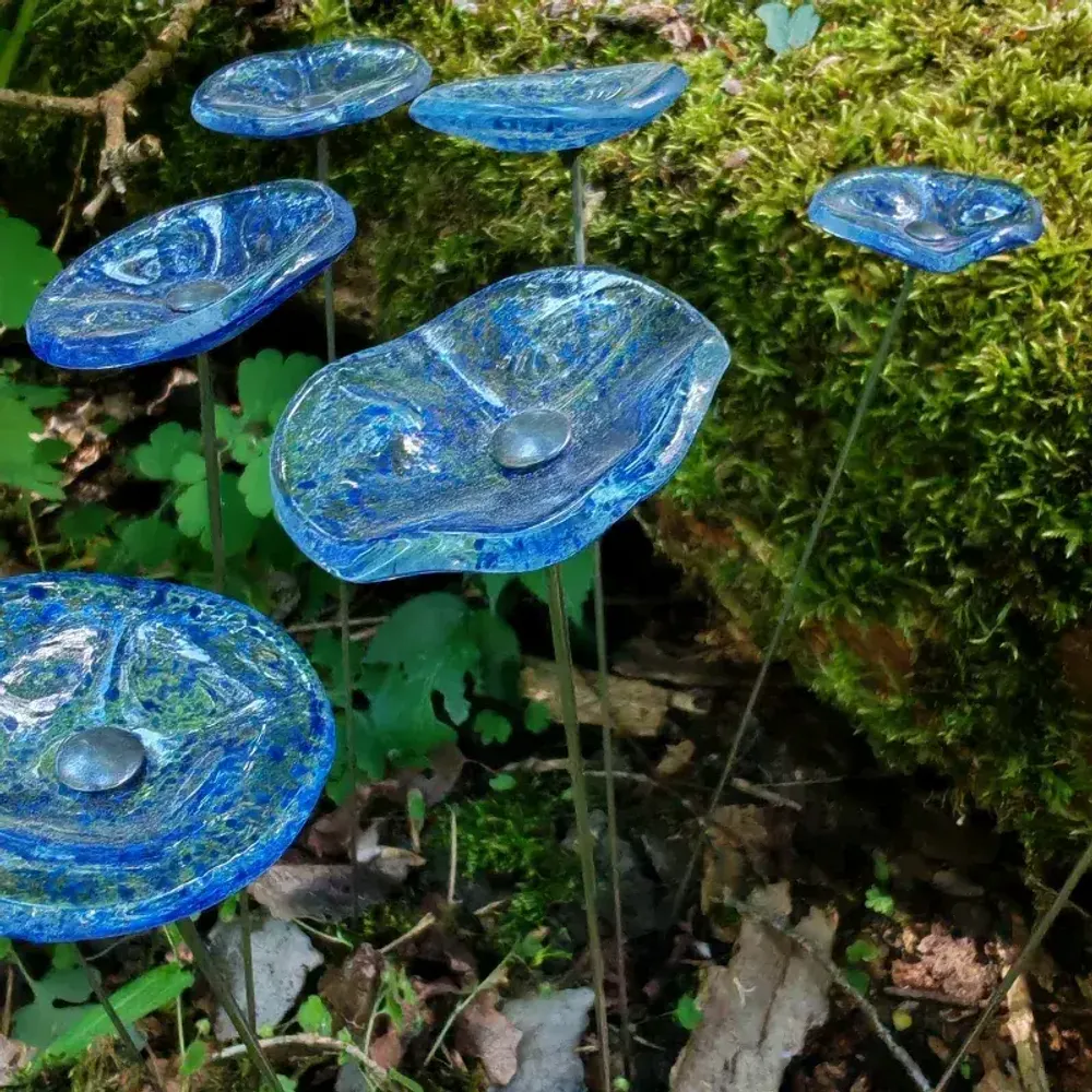 Floral decoration - Small glass flower for in transparent, dark blue colour - CARNEOL GLASS