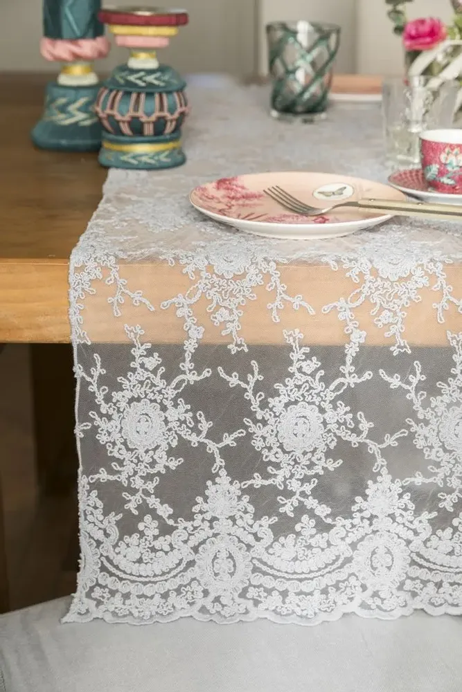 Table linen - Only Corinzio lace Table Runner - CHEZ MOI ITALIA