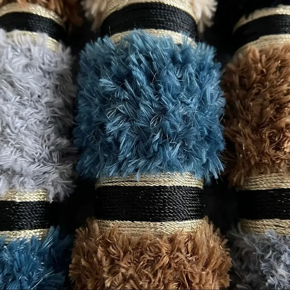 Other wall decoration - Velvet Totems: 3-Piece Handmade Textured Wool Wall Installation Set - SARMAL DESIGN