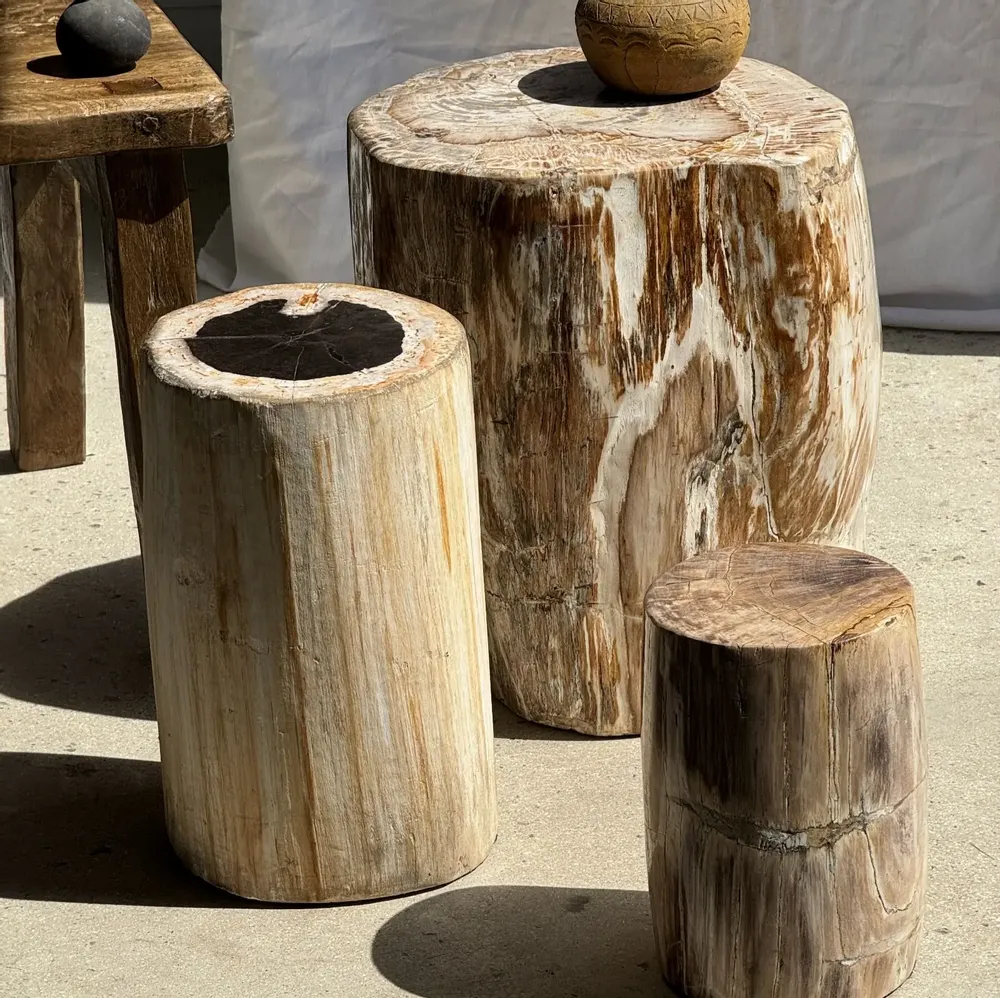 Coffee tables - Very large white and gray petrified wood side table H45 D39 - OFFICE OBJETS