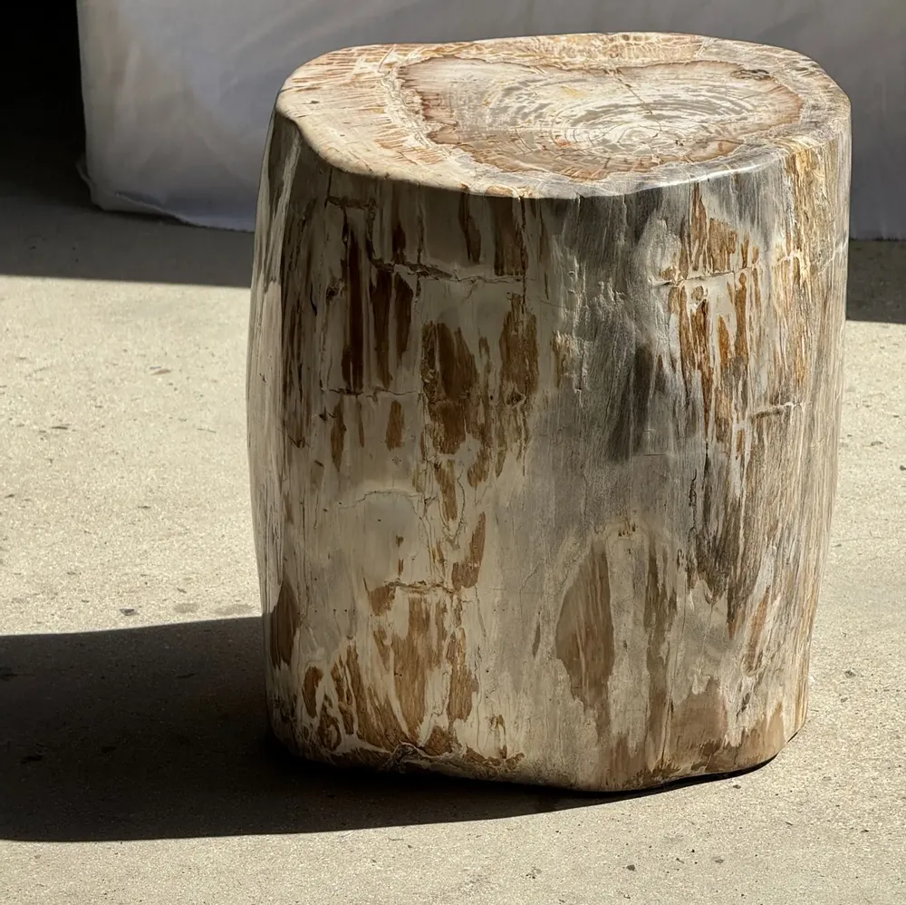 Coffee tables - Very large white and gray petrified wood side table H45 D39 - OFFICE OBJETS