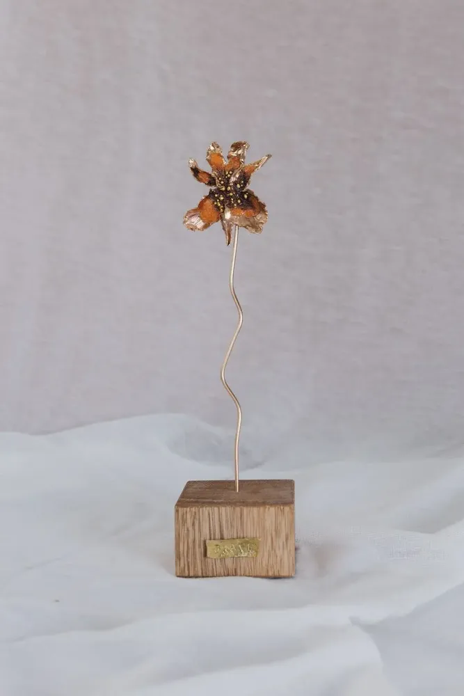 Floral decoration - Hand Painted Catleya Orchid Sculpture - CÂPÂ JEWELRY