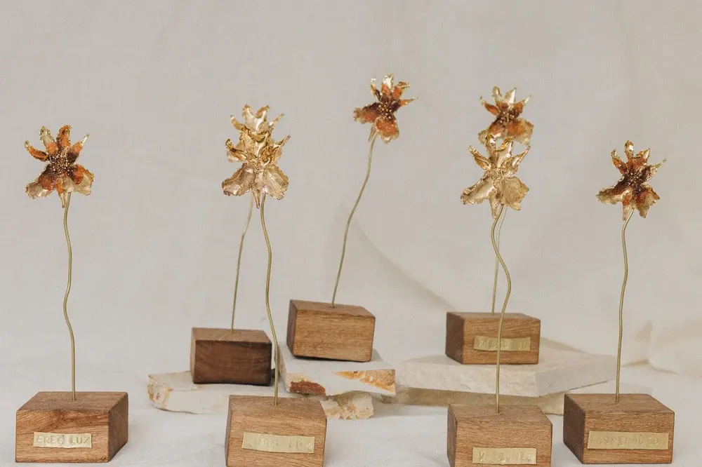 Floral decoration - Catleya Orchid Sculpture - CÂPÂ JEWELRY