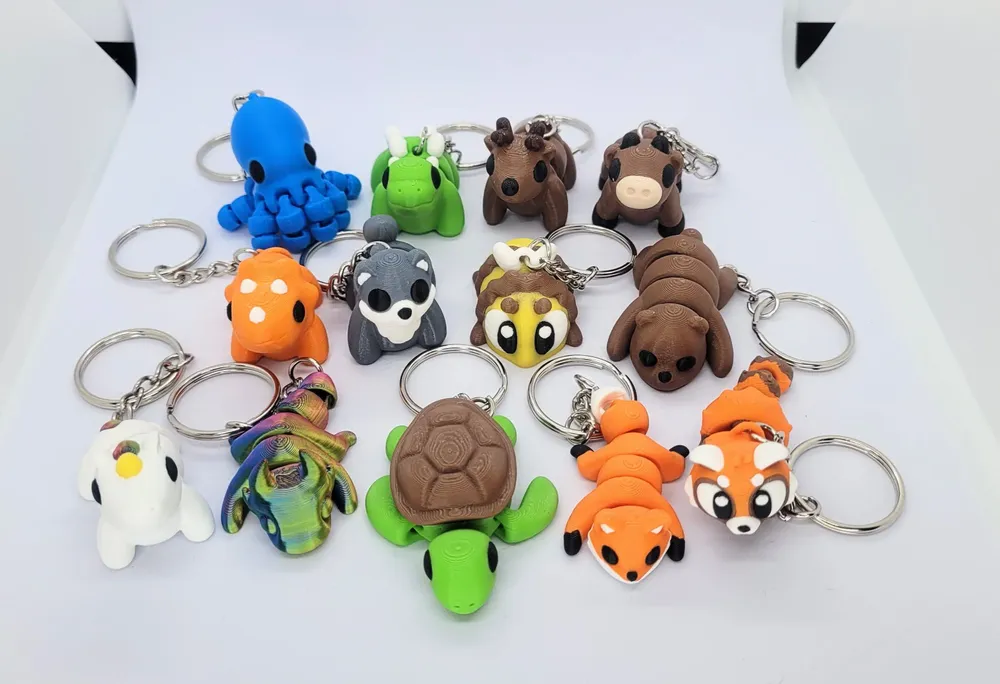 Gifts - Collectible mini figures with keychains - ZANIMIZ