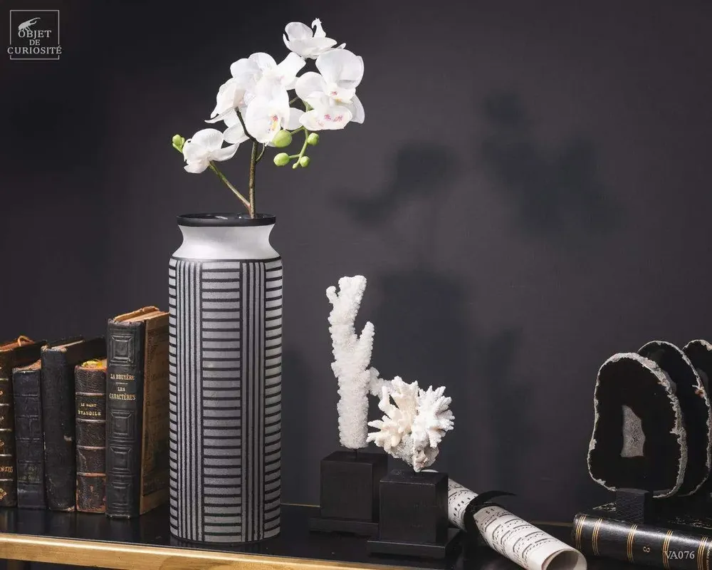 Vases - Our collection of vases and planters - OBJET DE CURIOSITÉ