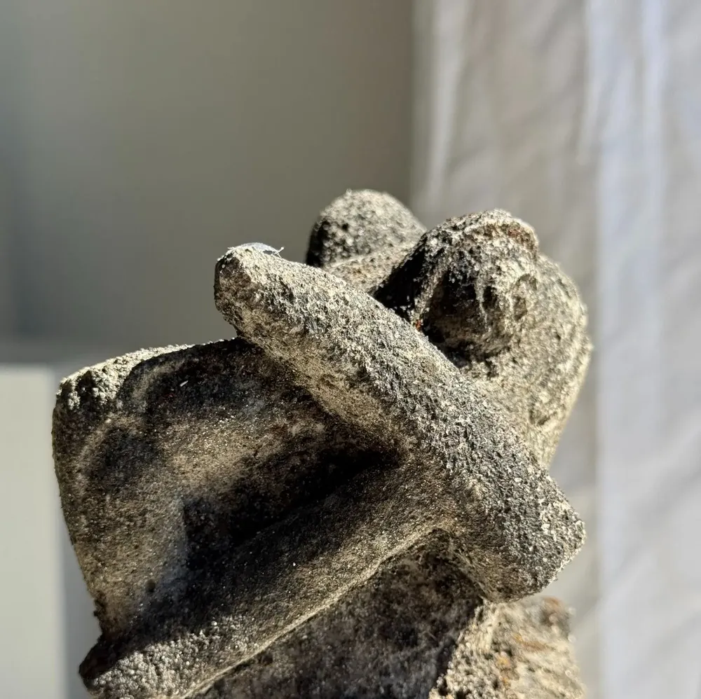 Sculptures, statuettes et miniatures - Petite grenouille sculpture de pierre calcaire balinaise - OFFICE OBJETS