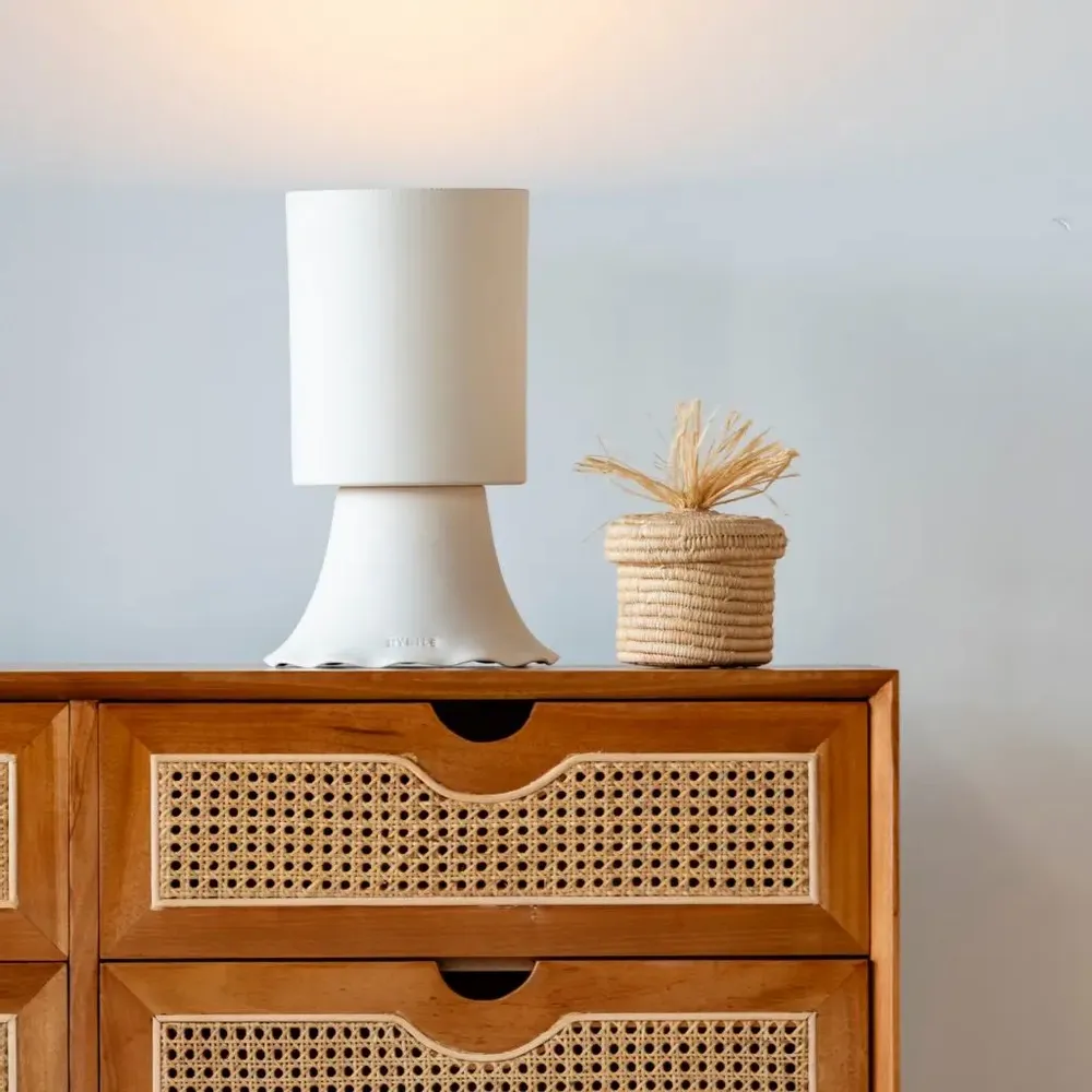 Table lamps - PAULA - White Terracotta Table Lamp - HYDILE