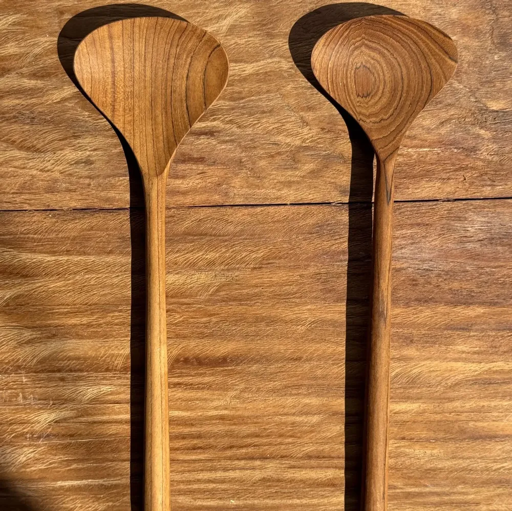 Couverts de service - Couvert à salade ou grande cuiller en teck forme aplatie ovale L28 D8, - OFFICE OBJETS