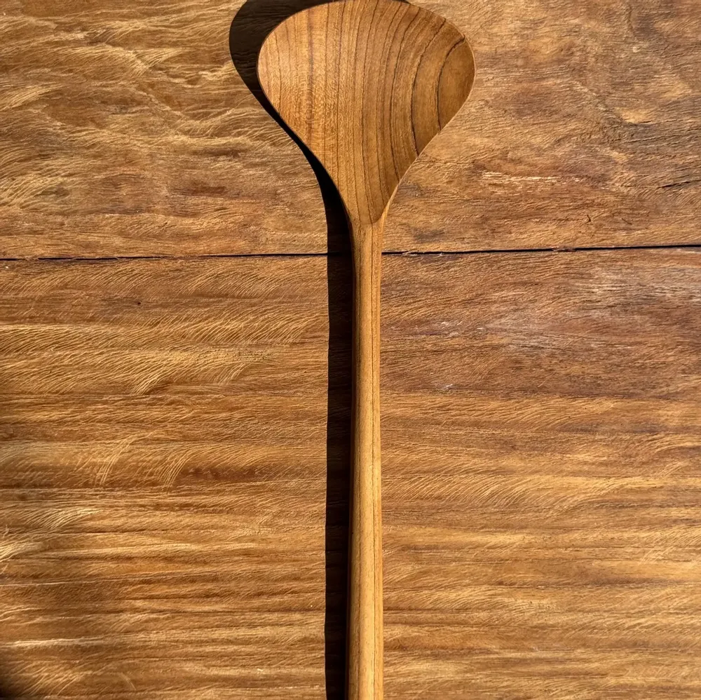 Couverts de service - Couvert à salade ou grande cuiller en teck forme aplatie ovale L28 D8, - OFFICE OBJETS