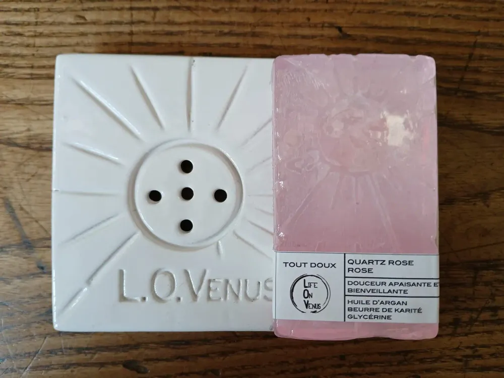Scent diffusers - Soap Dish with PURE SPIRIT Soap - LIFE ON VENUS