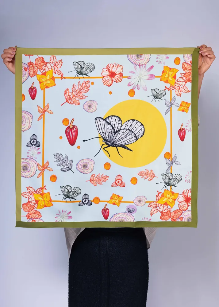 Foulards et écharpes - Foulard Pur soie, Carré de soie 67, Création et impression françaises - KOUNTHEA RETH
