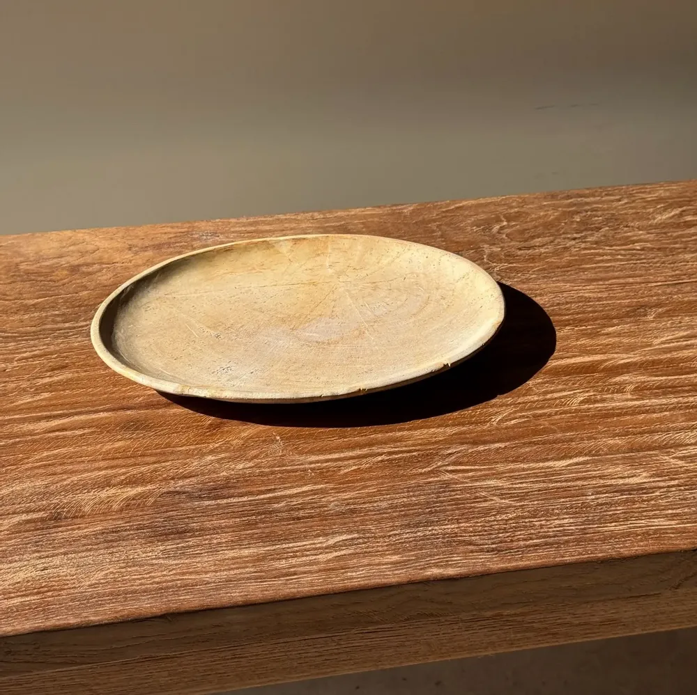 Formal plates - Small empty pouch or dish in plain beige oval petrified wood D24-19 -3 - OFFICE OBJETS