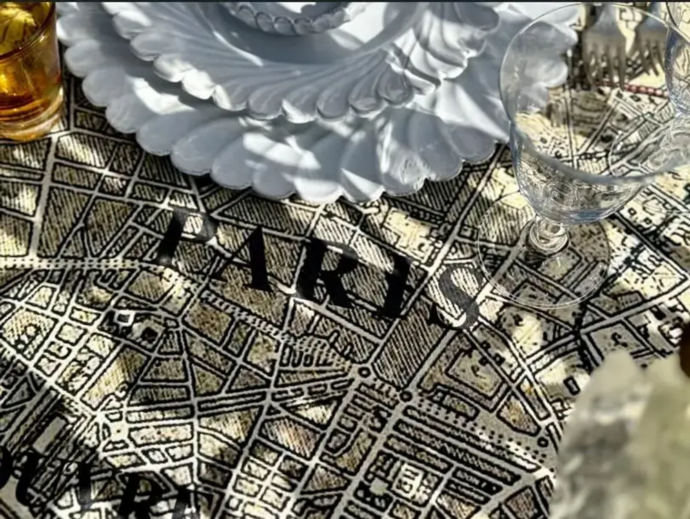 Table linen - PARIS MAP Linen Tablecloths & Napkins - SUMMERILL AND BISHOP