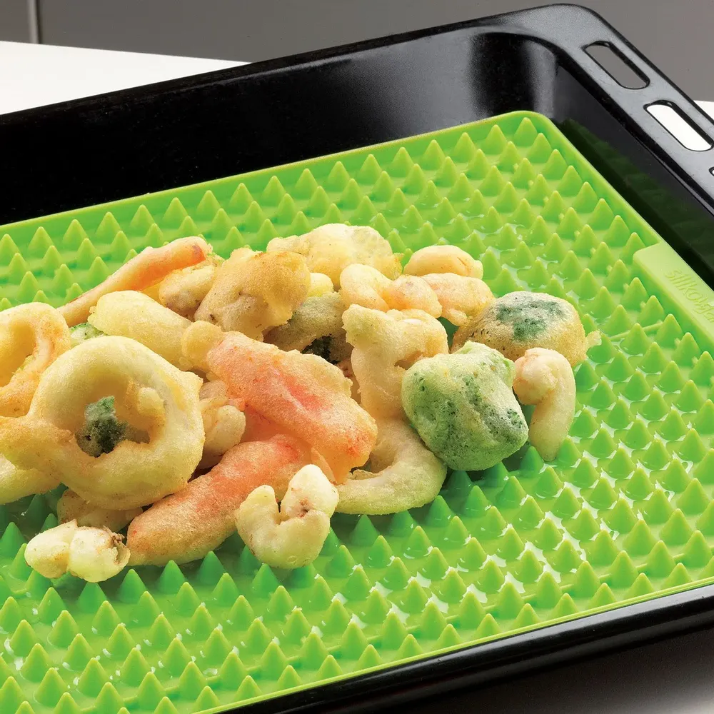 Kitchen utensils - CRSP01 CRISPY MAT - BIG - SILICONE MAT 410X295 H 11 MM - SILIKOMART S.R.L.