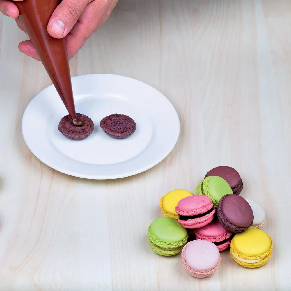 Kitchen utensils - MAC01 - SILICONE MAT N.48 MACARONS ø 35 300X400 MM - SILIKOMART S.R.L.