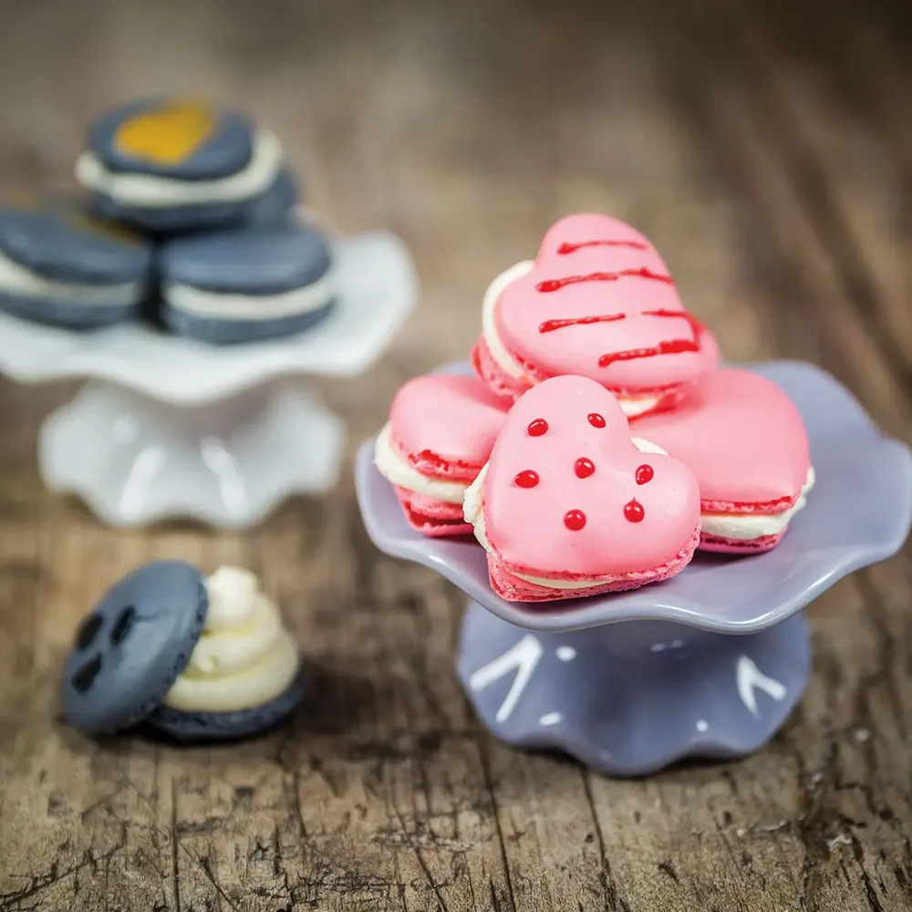 Kitchen utensils - MAC03 HEART - SILICONE MAT N.42 MACARON 38X35 MM - SILIKOMART S.R.L.