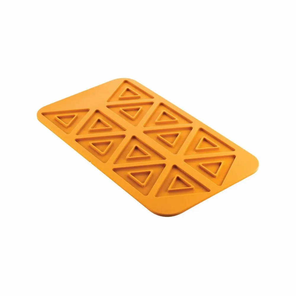 Kitchen utensils - TRIANGOLO 2.0 - SILICONE MOULD N.12 TRIANGOLS 110X97 H5 MM - SILIKOMART S.R.L.