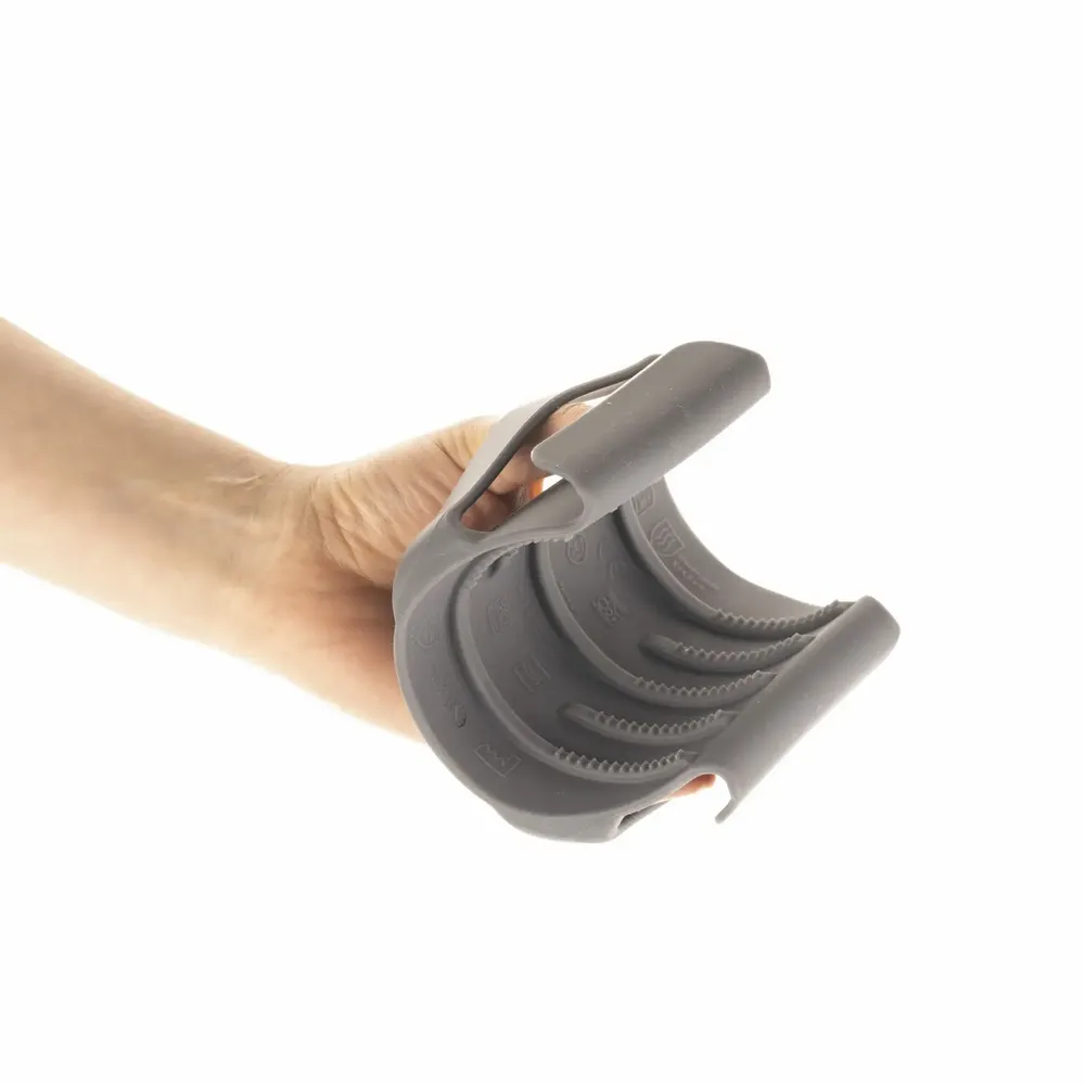 Kitchen utensils - GRIPPY - SILICONE MITT 140X120 H 60 MM - SILIKOMART S.R.L.