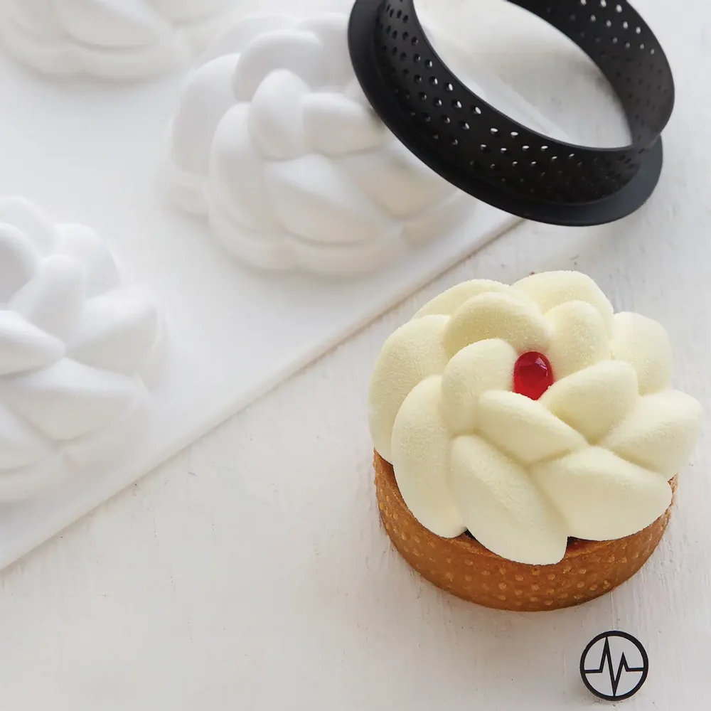 Kitchen utensils - KIT TARTE RING FLEUR ø80 MM - SET SILICONE MOULD + 6 RINGS - SILIKOMART S.R.L.