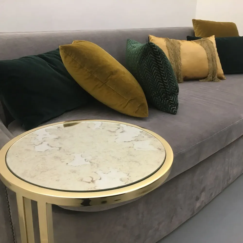 Tables for hotels - Julia Round Side Table, Antique mirror top, Polished Brass legs - DUISTT
