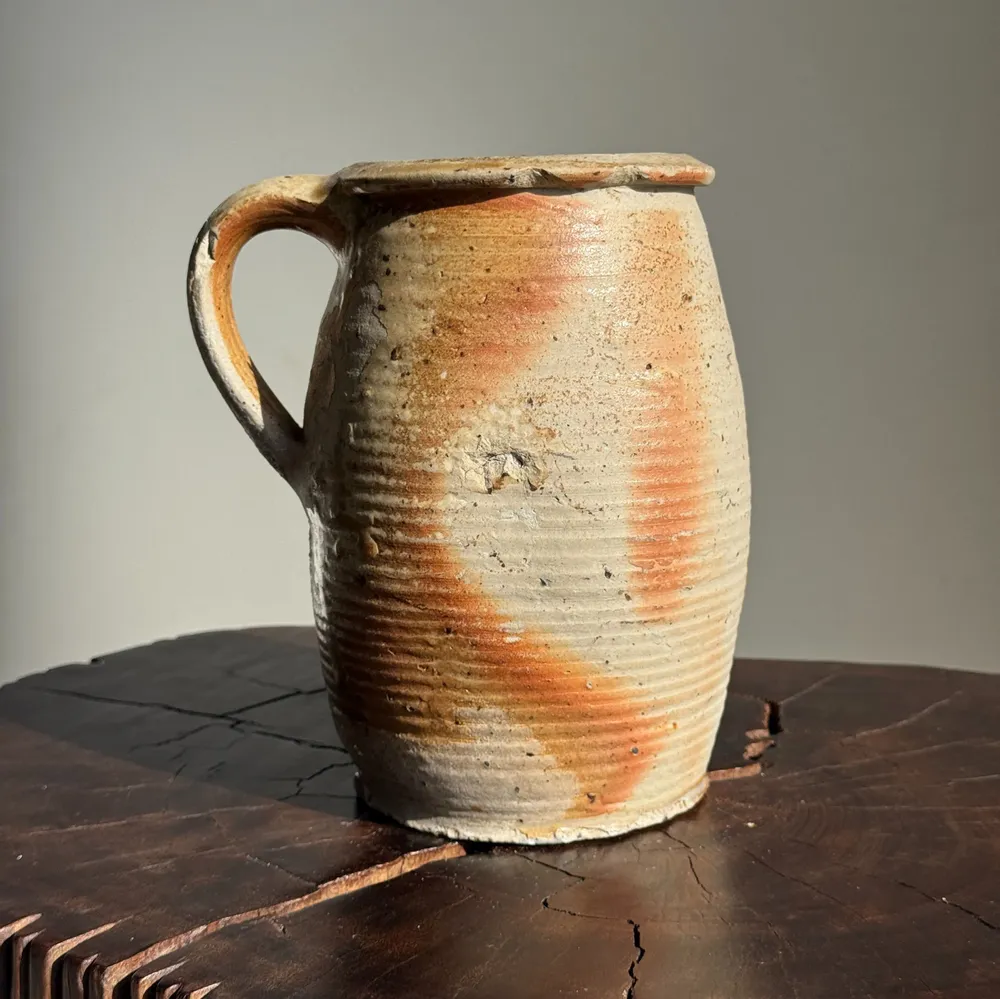 Carafes - Grand pot ovale en grès brut à anse beige H20 D11 - OFFICE OBJETS