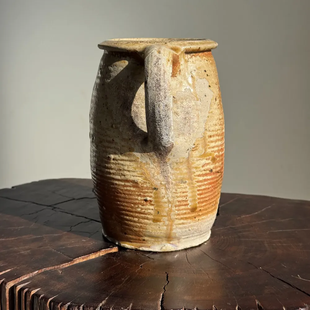 Carafes - Grand pot ovale en grès brut à anse beige H20 D11 - OFFICE OBJETS