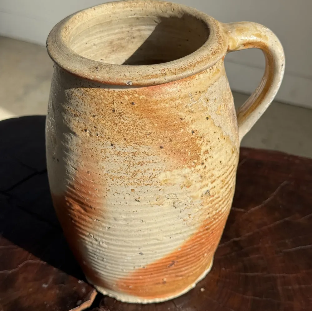 Carafes - Grand pot ovale en grès brut à anse beige H20 D11 - OFFICE OBJETS