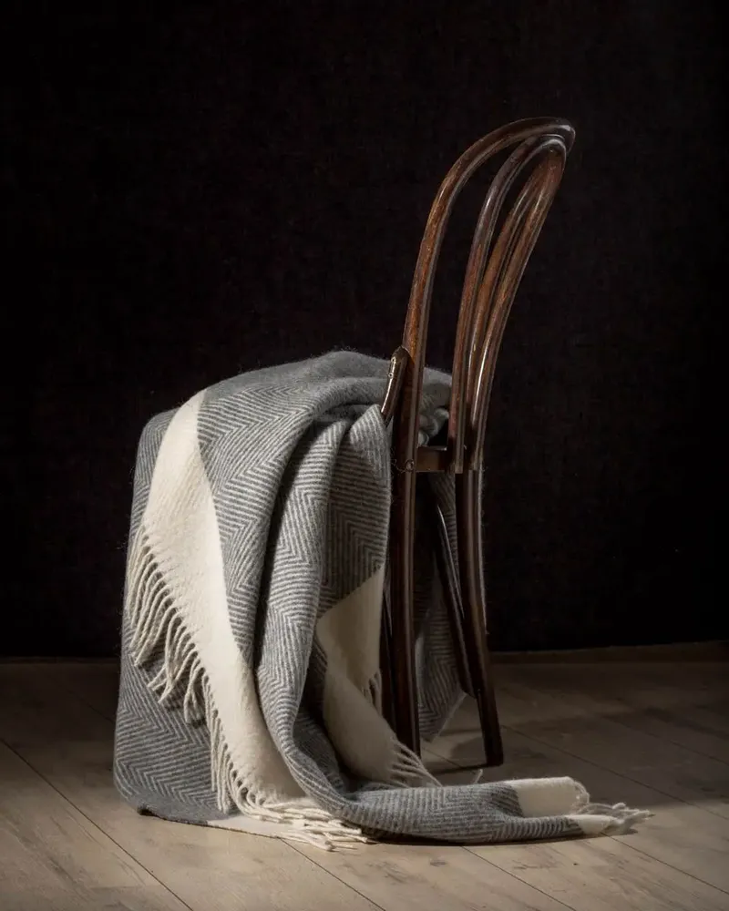 Plaids - Plaid en laine FLORENCE - gris - MOST-BLANKETS