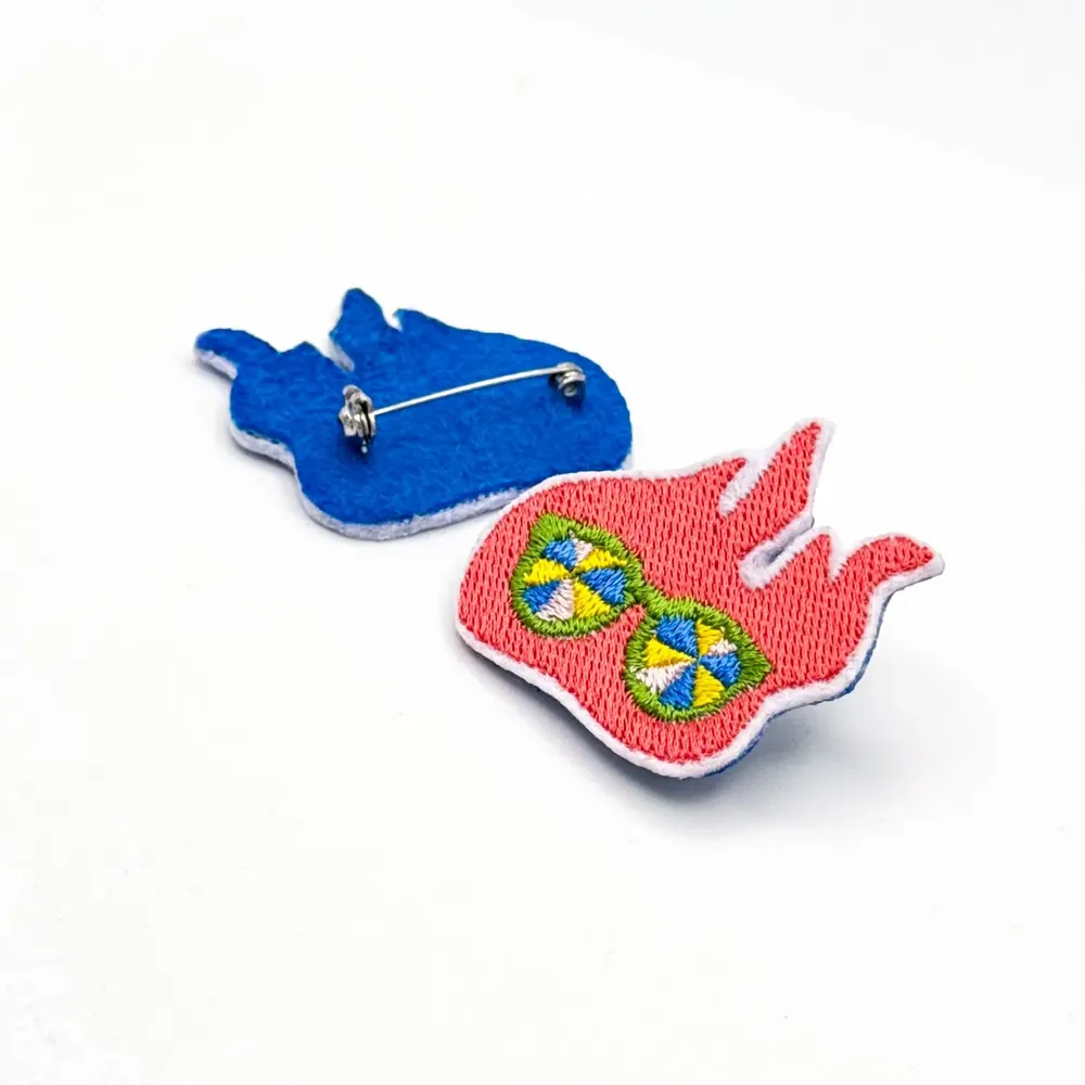 Cadeaux - Broche « Ça chauffe ! » – Version soleil - PETIT POIRIER