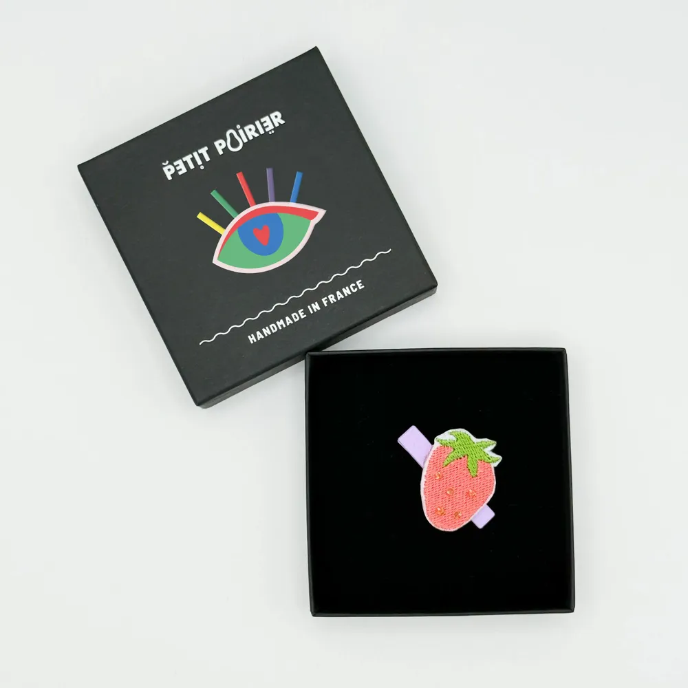 Accessoires enfants - Barrette brodée Fraise - PETIT POIRIER
