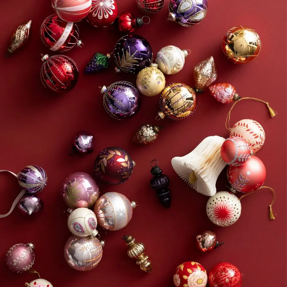 Christmas garlands and baubles - Christmas Decorations - BUNGALOW DENMARK