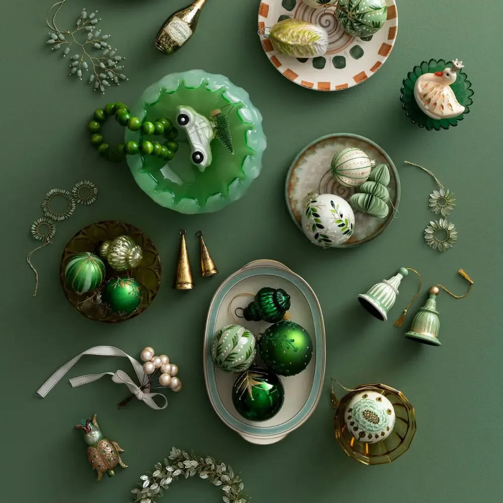 Christmas garlands and baubles - Christmas Decorations - BUNGALOW DENMARK