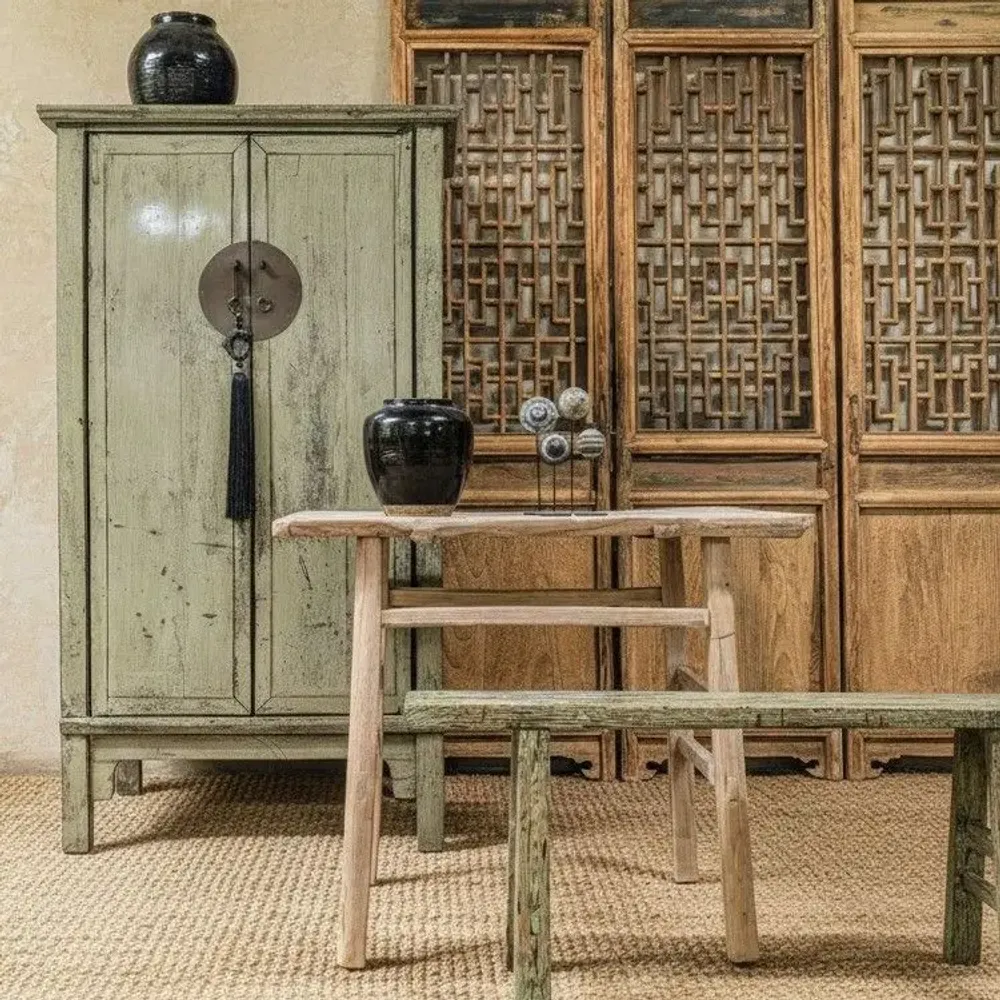 Wardrobe - Old and unique lacquered high cabinet - PAGODA INTERNATIONAL